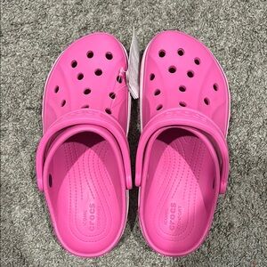 Iconic Crocs Comfort Clogs
